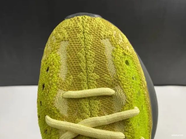 YEEZY GLOW HYLTE ADIDAS BOOST 380 FZ4990 0702